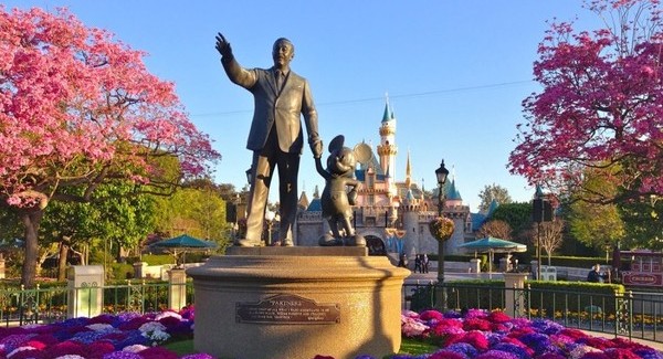 Disneyland L.A. por Walt Disney