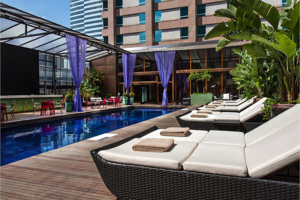 Piscina no hotel é essencial para mim!!