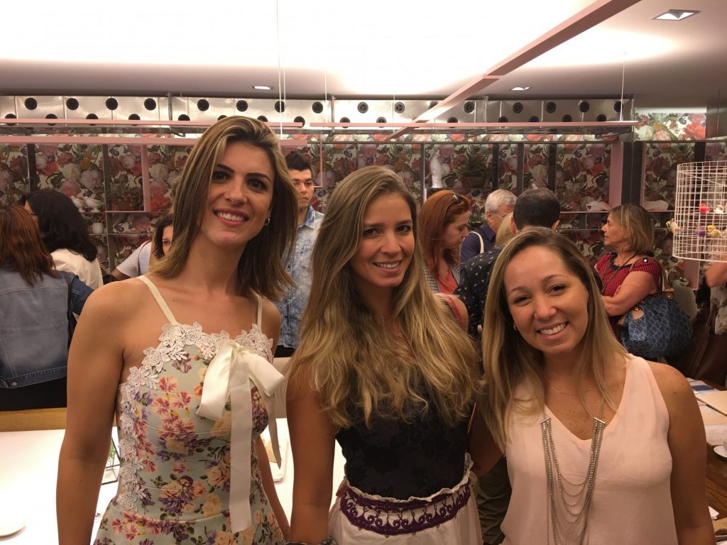 Um prazer saber mais sobre a Berneck com a ajuda das especificadoras Fernanda Santos e Fabricia Vasques. Obrigada!!